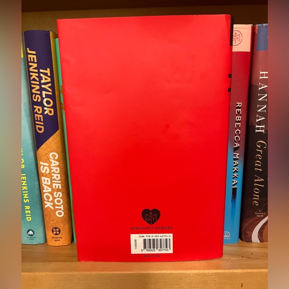 4/$25 Crying in H Mart by Michelle Zeuner. Book of the Month pick. - Picture 2 of 3